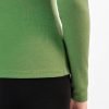 Detaliu bluza tricou maneca lunga dama din lana merino verde