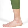 Detaliu pantaloni colanti 3/4 barbati din lana pura merino verde